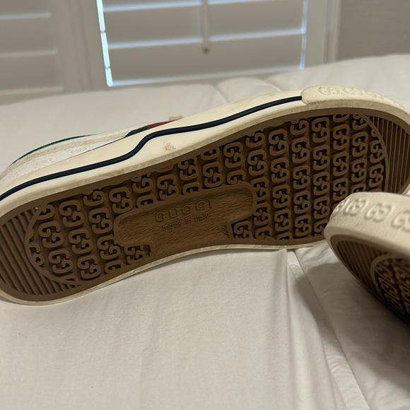 Gucci Tennis 1977 sneakers - size 7.5 ladies.  With tiny gg design. - Picture 4 of 5
